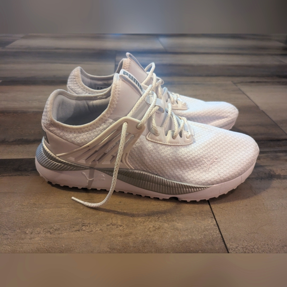 Puma Sneakers